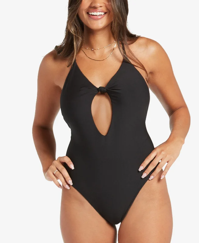 Juniors' Simply Seamless Cutout One-Piece Swimsuit Stylish Beachwear Set