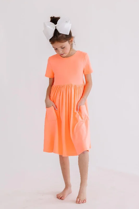 Neon Coral S/S Pocket Twirl Dress sweetheart Neckline Romantic