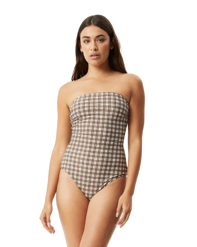 Base One Piece Recycled Swimsuit Modern High-Waisted Swimsuit