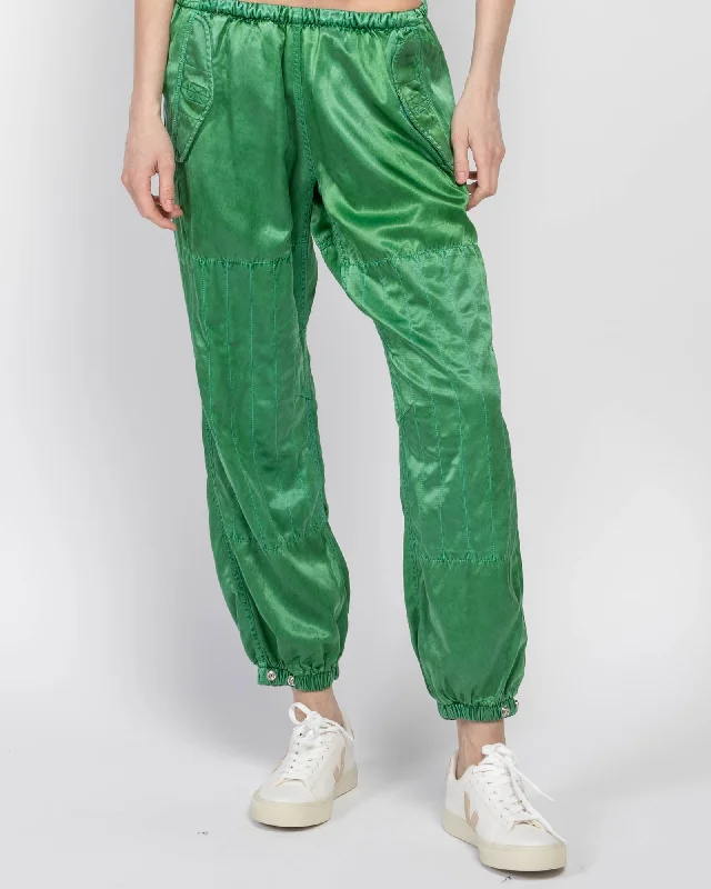 Flap/Snap Jump Pants Chic Capri Pants