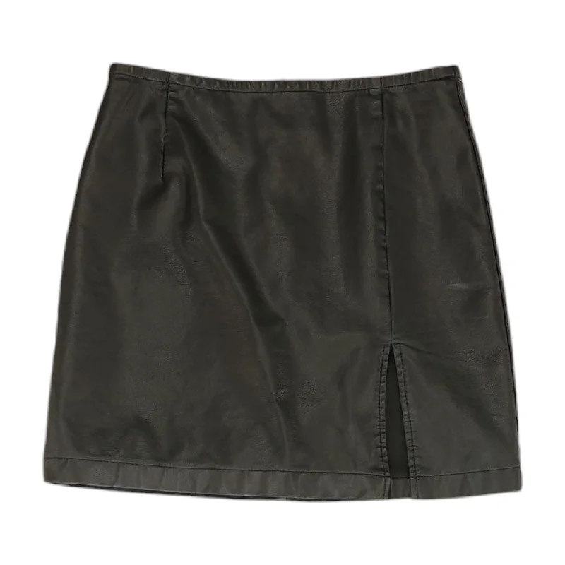 Black Solid Mini Skirt chiffon skirt floaty