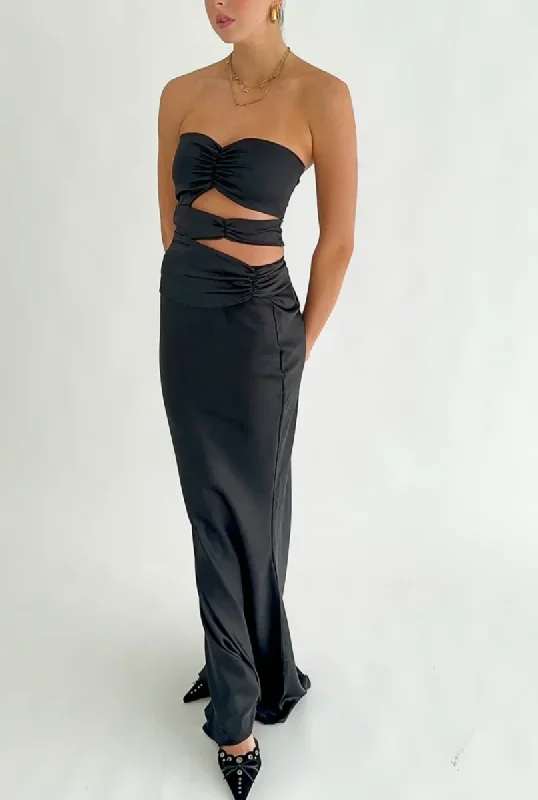 Black Strapless Satin Classy Simple Long Party Dress, DP2630 Halter Neckline Beach