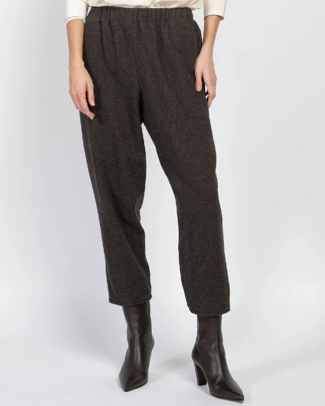 Carrot Pants Classic Pleated Pants
