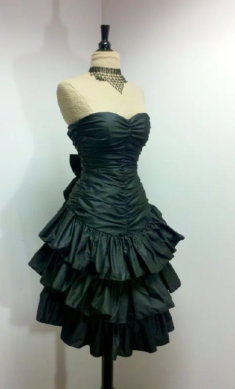 Black Vintage Short Party Dress Strapless Ruffles Homecoming Dress , DP2584 Square Neckline Feminine