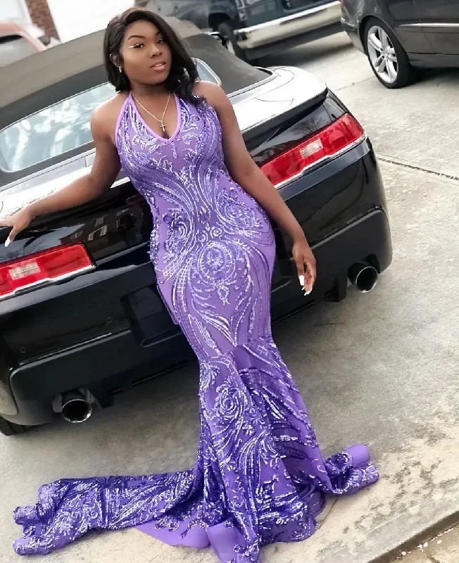 Luxurious Sparkly applique Mermaid ball gown Sexy halter V-neck backless evening dress plus size sweep train formal party dress Peplum Ruffle Cocktail
