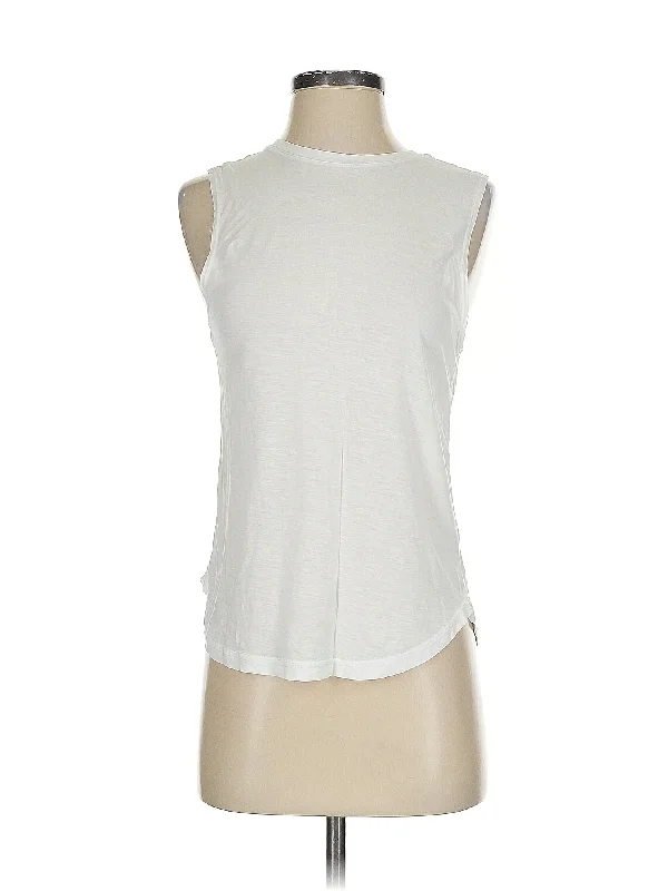 Sleeveless T Shirt-- Handmade Hand-knitted Hand-woven